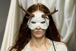 Masks on the AW26 runway