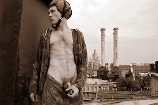 ©slava_mogutin_anton_roof_cock_moscow_2000_WEB