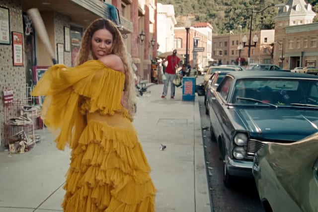 Beyoncé, Hold Up video still (2016)